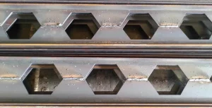 خرید و قیمت  تیرآهن لانه زنبوری فولادی